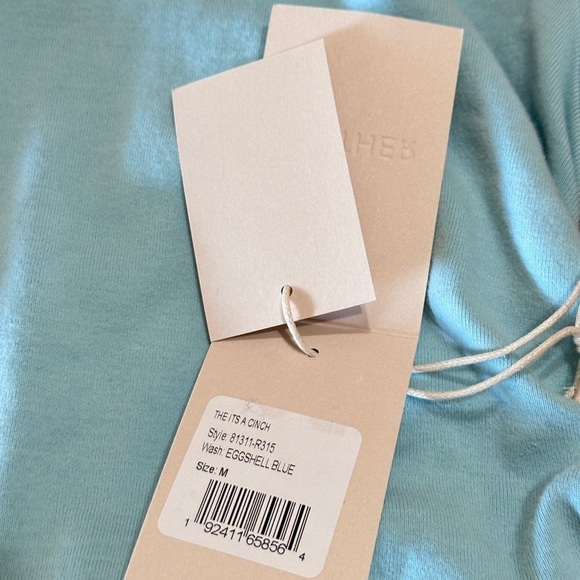 #23 NWT MOTHER Denim The It's A Cinch Side Ruched Tee in Eggshell Blue - Picture 6 of 6